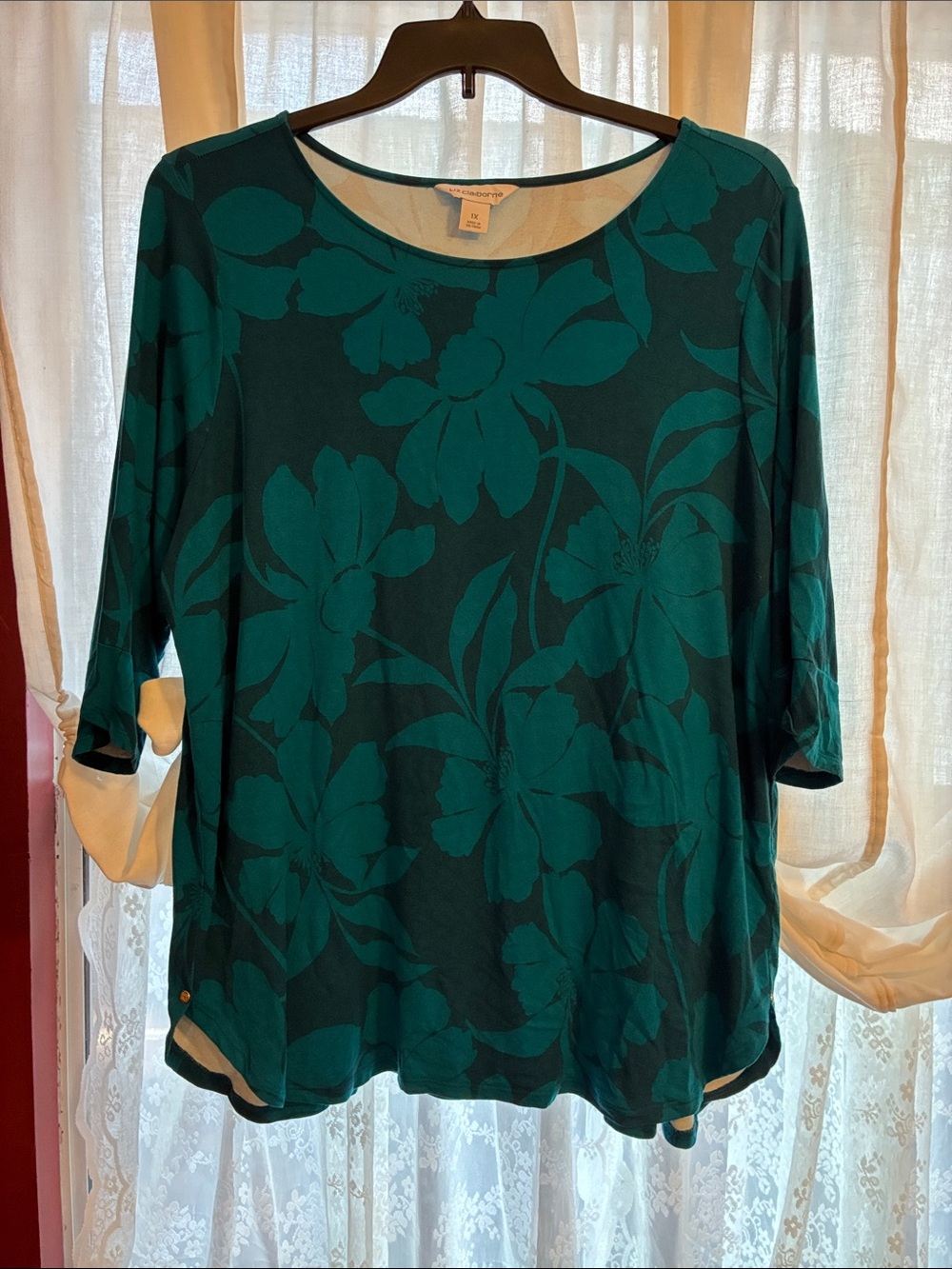 Liz Claiborne Teal Floral 3/4 Sleeve Scoop Neck Top